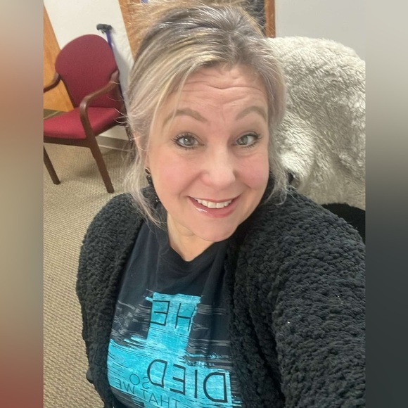 Meet your Posher, Tiffany - Picture 14 of 16